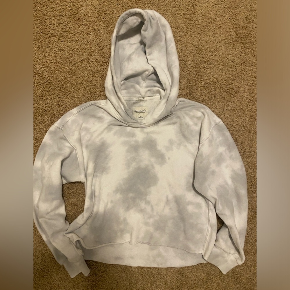 Abercrombie cropped hoodie